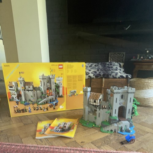 Lego icons lion knights - lego,