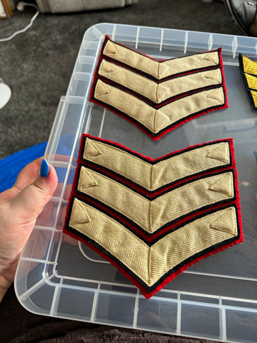 Gold red chevron rank - gold,