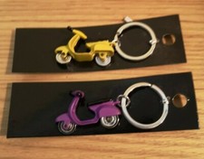 **NEW** SCOOTER KEY RINGS QTY