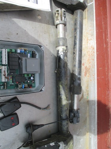 Electric swing gate opener - swing,