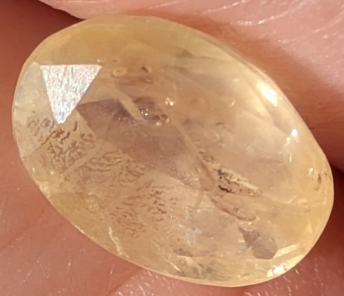 Yellow sapphire - 3.11,