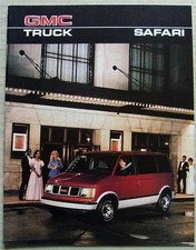 GMC SAFARI VANS USA Market Sales Brochure 1986 #7384-86