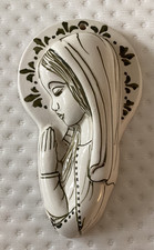 Vintage Ceramic Praying Madonna Wall Plaque Hand Painted Religious Christian Art