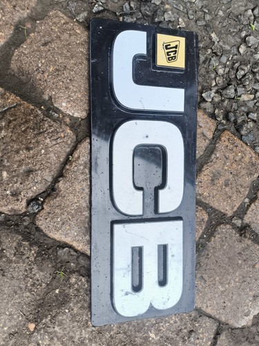 Jcb rear grille badge genuine - jcb,