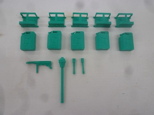 Tank stowage jerry - 1/16,,