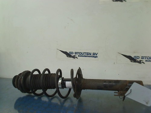 Strut right front toyota - strut,