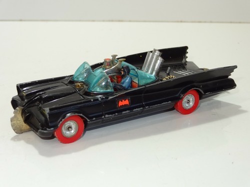 Corgi 267 batman - 267, red