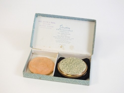 Vintage stratton compact - stratton, in