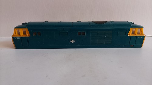 Hornby class d7063 hymek - oo, 35