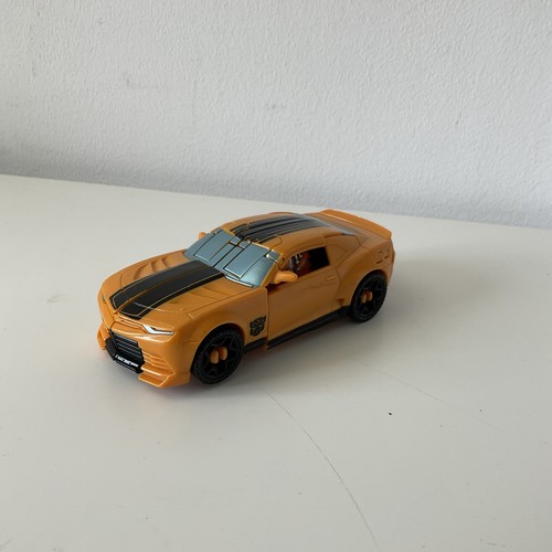 Hasbro transformers bumblebee - transformers,