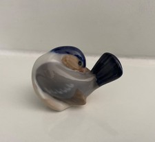 ROYAL COPENHAGEN PREENING FINCH BIRD  Vintage 2-3 inch No 1041 Ceramic China