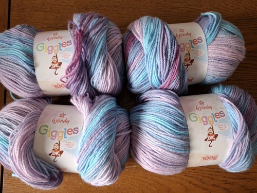Wendy giggles dk - 4,