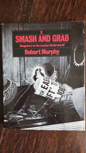 Smash and grab gangsters in - grab:,