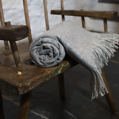Mid grey herringbone 100 wool - grey,