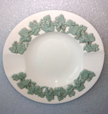 WEDGWOOD & BARLASTON Queen's