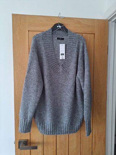 Grey neck longline sweater - grey,