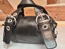 TULA Radley small black