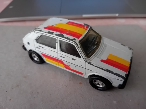 Matchbox volkswagen golf car - volkswagen,