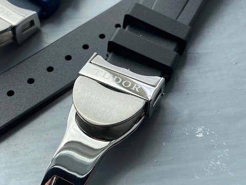22mm rubberblack strap - strap, fits