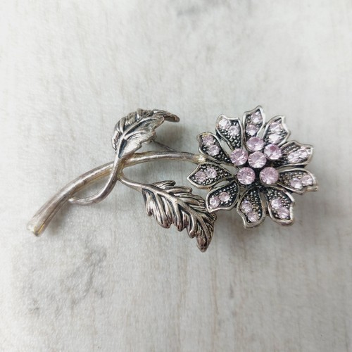 Vintage silver tone flower - silver,