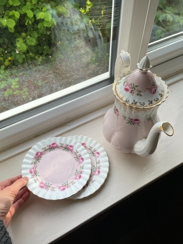 Vintage royal albert - vintage,