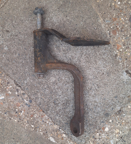 Ford pinto alternator bracket - ford,