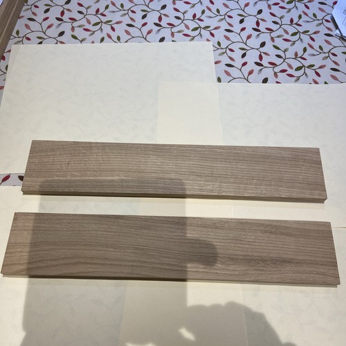 Two solid oak planks - two, (2)