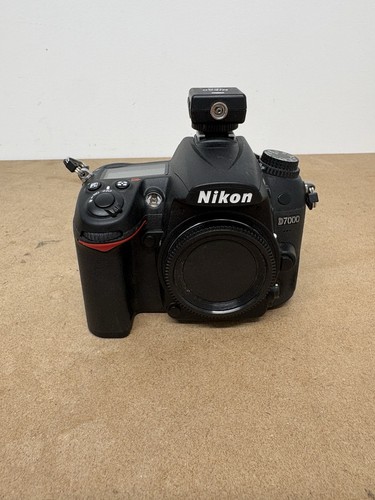 Nikon d7000 dslr camera body - nikon,