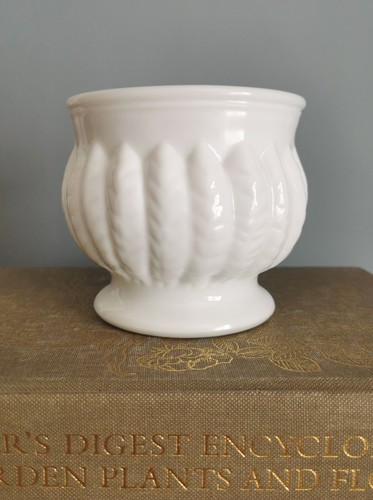 Vintage randall white - randall, milk