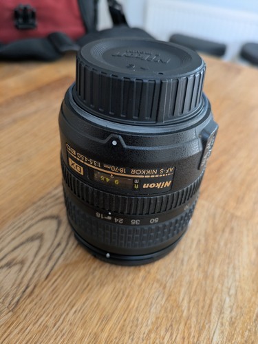 Nikon nikkor 18 70 - af-s,