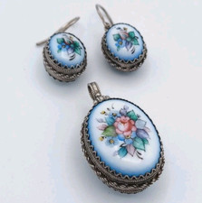 Vintage Russian Finfit Enamel Porcelain Hand Painted Flower Pendant & earrings