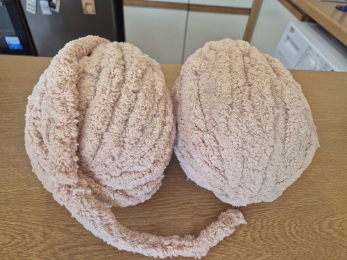 Chunky yarn for hand knitting - chunky,