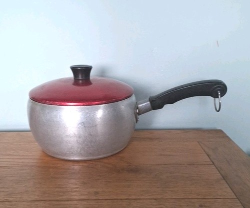 Vintage tower pan - tower, lid