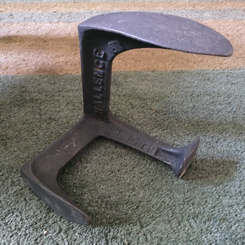 Vintage antique cast iron - (1),