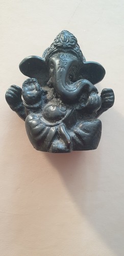 Small black resin - small,