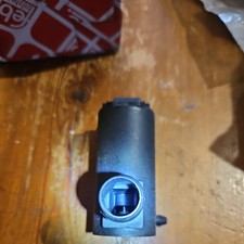 Febi Bilstein 45038 Window Cleaning Washer Fluid Pump 12V Voltage Fits Ford