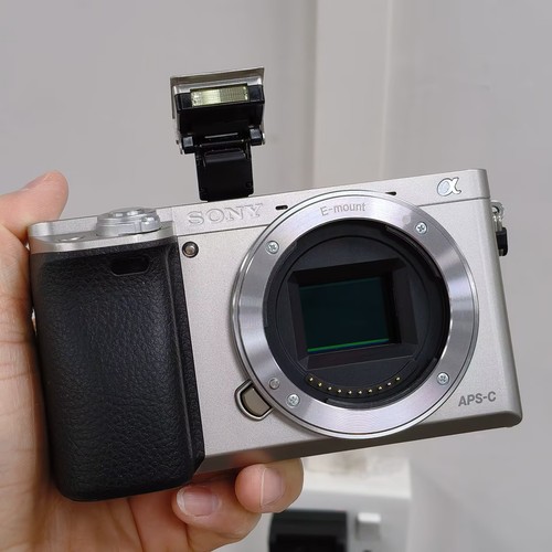 Sony alpha a6000 3mp - a6000, 24.3mp