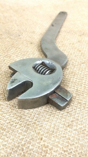 Adjustable inch - 10,