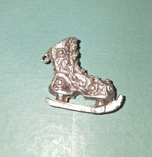 Vintage silver ice skate - silver,,