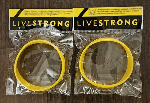 Livestrong wrist bracelet - bracelet-, new