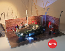 Model car display Scrap yard SIZE 1/18 Diorama service model kit Scale 1:18