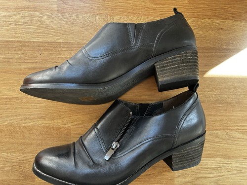 Clarks ladies short black - clarks,