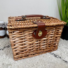 Light Steamed Chest Hamper