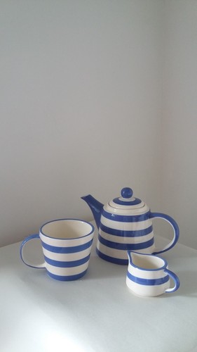 Ringtons striped blue tea - striped,