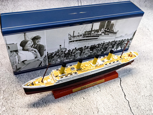 1250 scale titanic - scale,