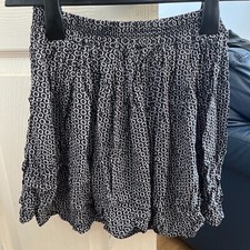 Brandy Melville Ditsy Floral Mini Skirt - One Size / Small - Perfect Condition