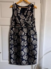 Minuet Navy/Gold Floral