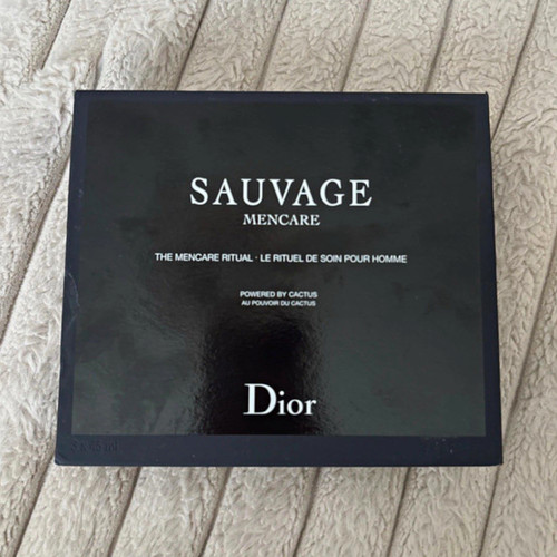Dior sauvage mencare - dior,