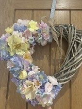 Door Wreath/ White Wicker