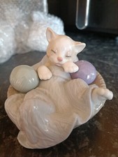 LLADRO Nao 1407 Comfy Kitty